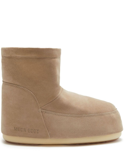 Moon Boot Low-top Suede Boots In Sand