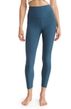 Beyond Yoga High Waist Capris In Stellar Blue Heather