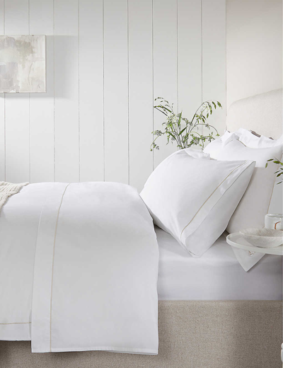 The White Company Rast-border Standard Cotton Pillowcase 50cm X 75cm In White/natural