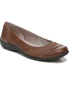 Lifestride Dig Snake Embossed Flat In Brown