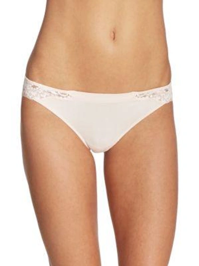 LA PERLA WOMEN'S SOUPLE LEAVERS LACE THONG,400090371006