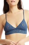 Hanky Panky Signature Lace Padded Bralette In Deep Waters Blue