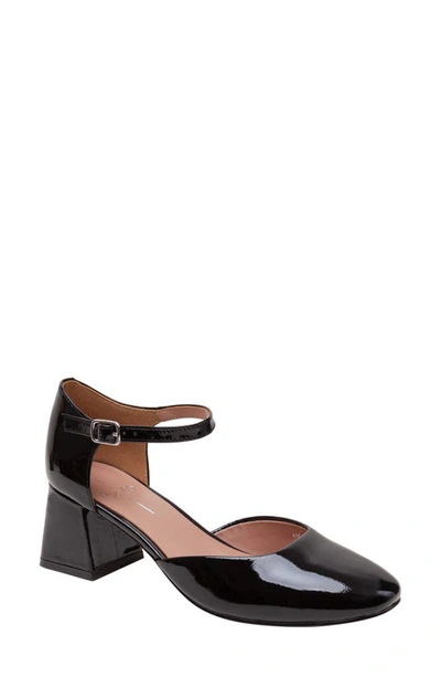 Linea Paolo Camelia Leather Pump In Black