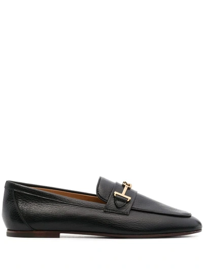 TOD'S TOD'S GRAINED LEATHER LOAFERS WITH METAL T RING ACCESSORY SHOES