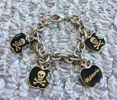 Pre-owned Hysteric Glamour Skull Apple Charm Bracelet In Black