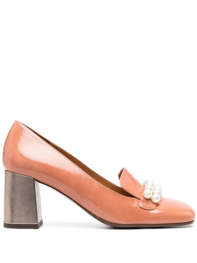 Chie Mihara Petard Pearls Patent Leather Pumps In Peach