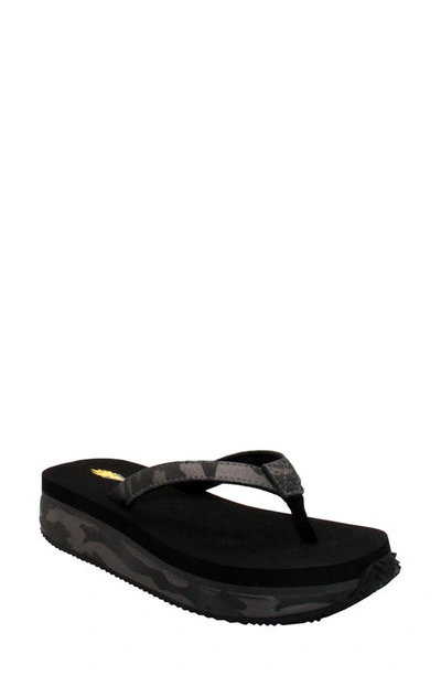 Volatile Untamed Flip Flop In Black Camo