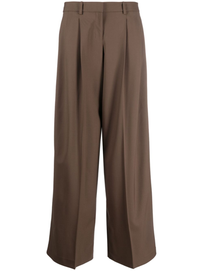 Theory Pleated Low-rise Wool-blend Pant In Brown