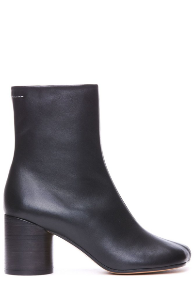 Mm6 Maison Margiela Tabi Leather Ankle Boots In Black