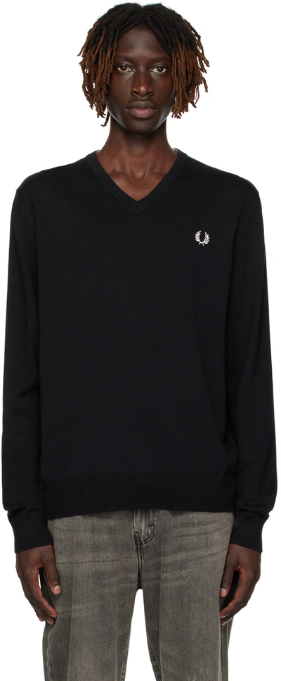 Fred Perry Crest-motif V-neck Sweater In Black