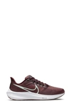 Nike Air Zoom Pegasus 39 Running Shoe In Canyon Rust/ Mint/ Burgundy