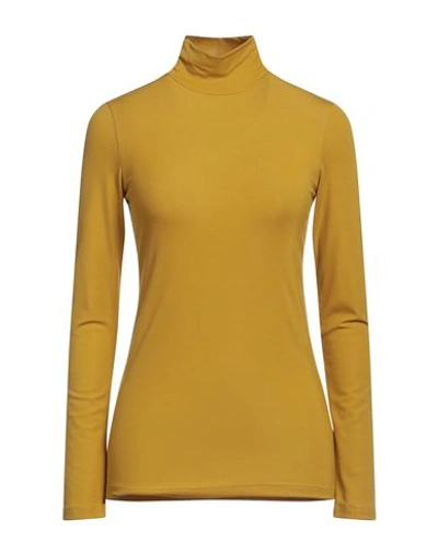Momoní Woman T-shirt Mustard Size Xs Tencel, Elastane In Yellow