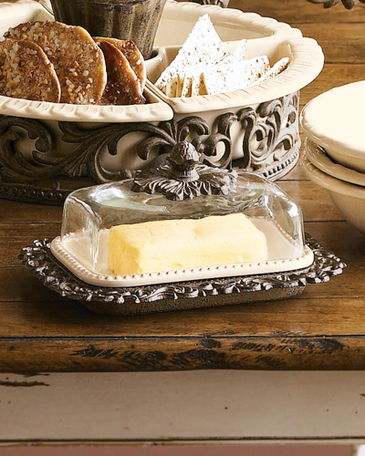 G G Collection Butter Dish In Cream