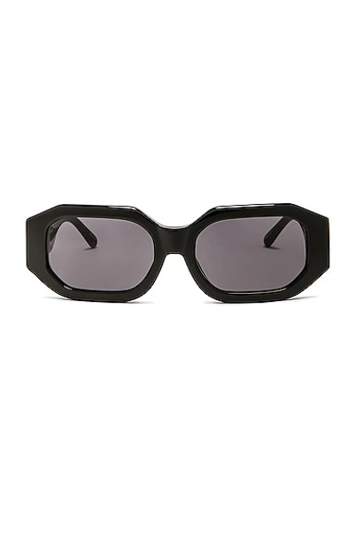Attico Blake Sunglasses In Black,grey