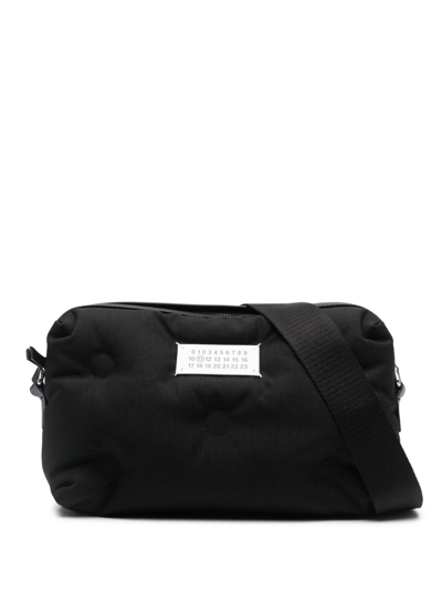 Maison Margiela Logo-patch Padded Shoulder Bag In Schwarz