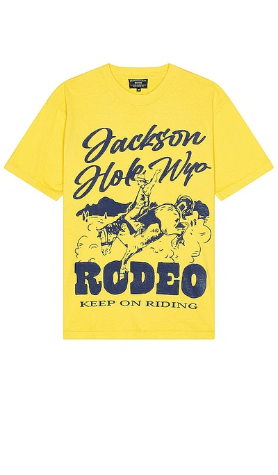 Diamond Cross Ranch Buck T-shirt In Yellow