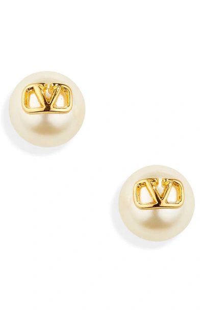 Valentino Garavani Vlogo Signature Imitation Pearl Stud Earrings In Gold/cream