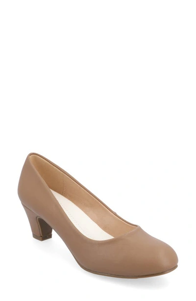 Journee Collection Luu Womens Round Closed Toe Block Heel Pumps In Brown
