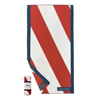 6fiftytwo® Red / White / Blue Paradise Bay Microfibre Beach Towel - The Island Collection In Multi