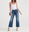 7 FOR ALL MANKIND LUXE VINTAGE CROPPED ALEXA JEANWITH CUT OFF HEM IN FLORA