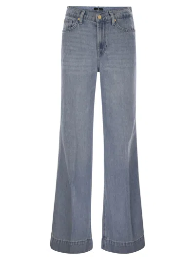 7 For All Mankind Modern Dojo Tailorless Tre Light Blue In Light Denim