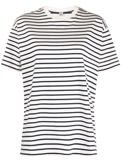 Totême Short-sleeved Striped T-shirt In White