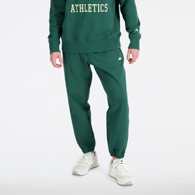 New Balance Men's Athletics Remastered French Terry Sweatpant In Green