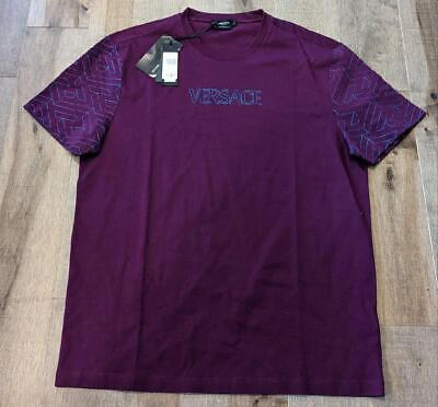Pre-owned Versace $925 Mens  Greca Embroidered Logo Crewneck T-shirt Purple Medium