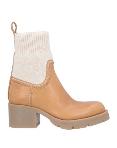 Chloé Woman Ankle Boots Camel Size 8 Soft Leather, Textile Fibers In Beige