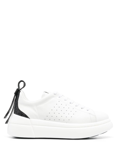 Redv Bowalk Low-top Leather Sneakers In White