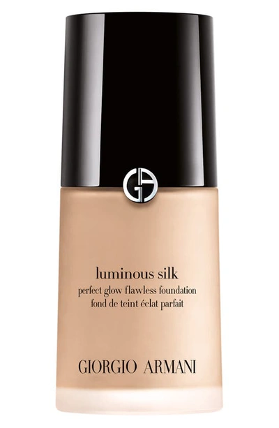 Armani Collezioni Armani Beauty Luminous Silk Natural Glow Foundation In 2 Fair/peach