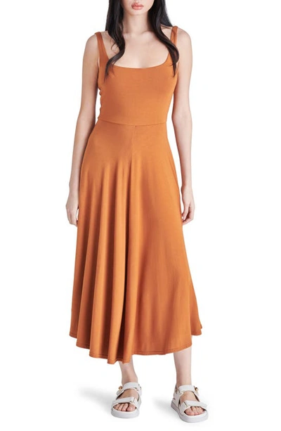 Steve Madden Jayden Scoop Neck Midi Dress In Almond