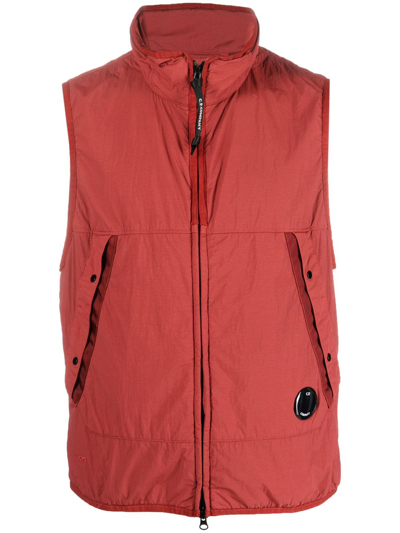 C.p. Company G.d.p. Lens-detail Zip-up Gilet In Red