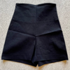 Cortana Candela Stretch Linen Shorts In Black