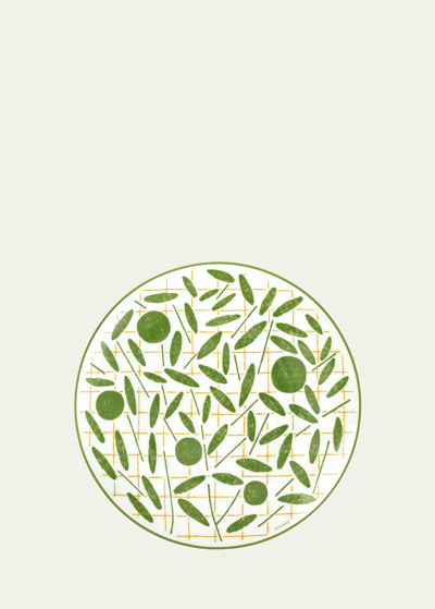 Pre-owned Hermes A Walk In The Garden Dessert Plate In Green Pattern
