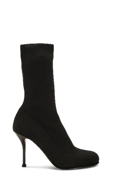 Alexander Mcqueen Knit Heeled Boots 90 In Black