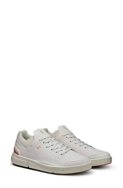 On The Roger Centre Court Tennis Sneaker In White/ Woodrose