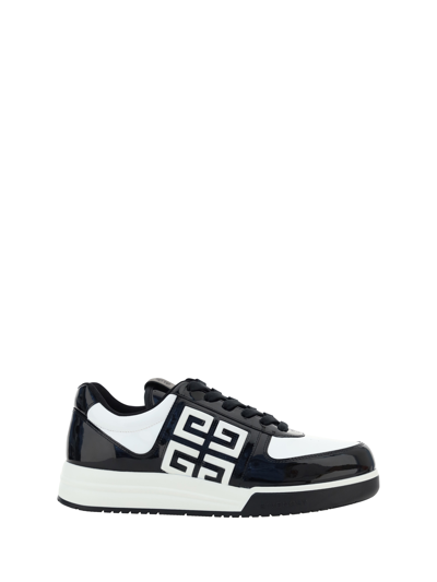 Givenchy G4 Logo-embossed Patent-leather Trainers In Black/white