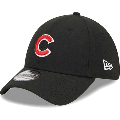 New Era Black Chicago Cubs Logo 39thirty Flex Hat