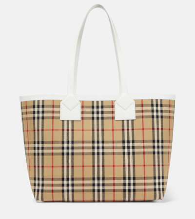 Burberry Vintage Check Pattern Tote Handbag For Women In Brown In Beige