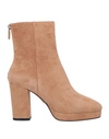 Lola Cruz Woman Ankle Boots Camel Size 10 Soft Leather In Beige