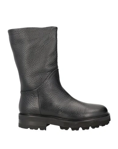 O'dan Li Woman Ankle Boots Black Size 8 Soft Leather