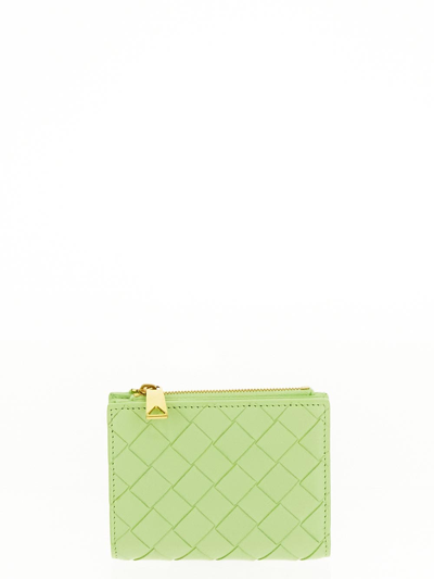 Bottega Veneta Small Intrecciato Bi-fold Zip Wallet In Green