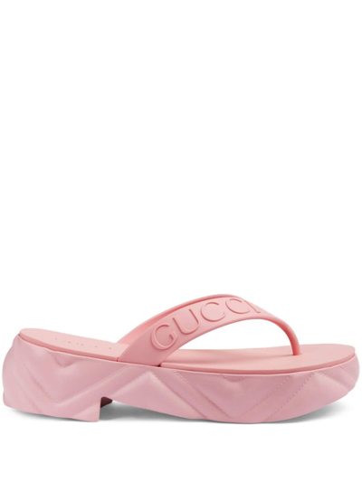 Gucci Logo Rubber Platform Thong Sandals In Pink