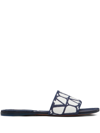 Valentino Toile Iconographe Leather-trimmed Cotton-canvas Jacquard Slides In Blue