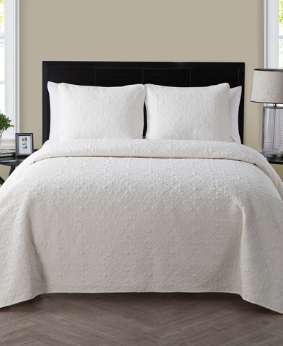 Vcny Home Caroline Embossed 3-piece King Quilt Set In White