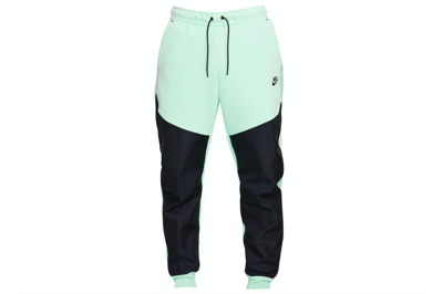 Pre-owned Nike Sportswear Tech Fleece Sweatpants Mint Green/black