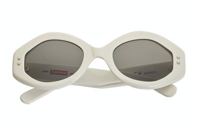 Pre-owned Supreme Nomi Sunglasses White