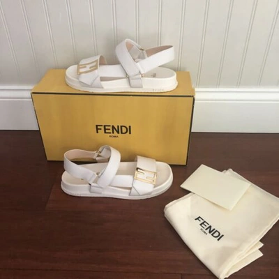Pre-owned Fendi Vitello Leather Strapped Sandals Snow White Color. Gold Logo Eu 37.5 Us7.5