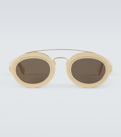 Fendi Ovale Sonnenbrille Ff Around In White